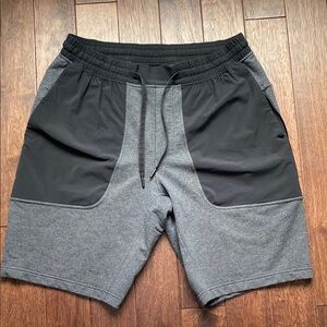 lululemon athletica Men's Athletic Shorts - Black and Gray